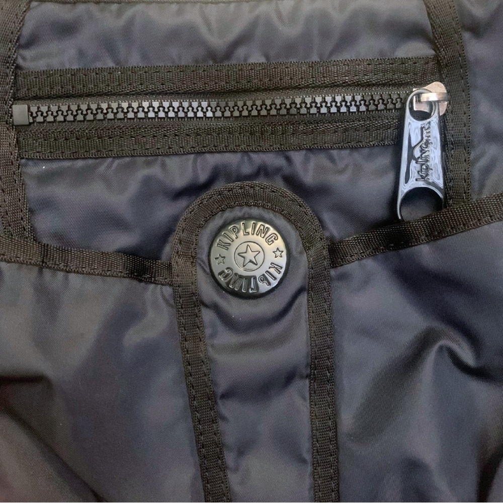 Kipling Navy Blue Crossbody Crescent Bag Nylon Monkey Messenger Travel Casual - Picture 2 of 9